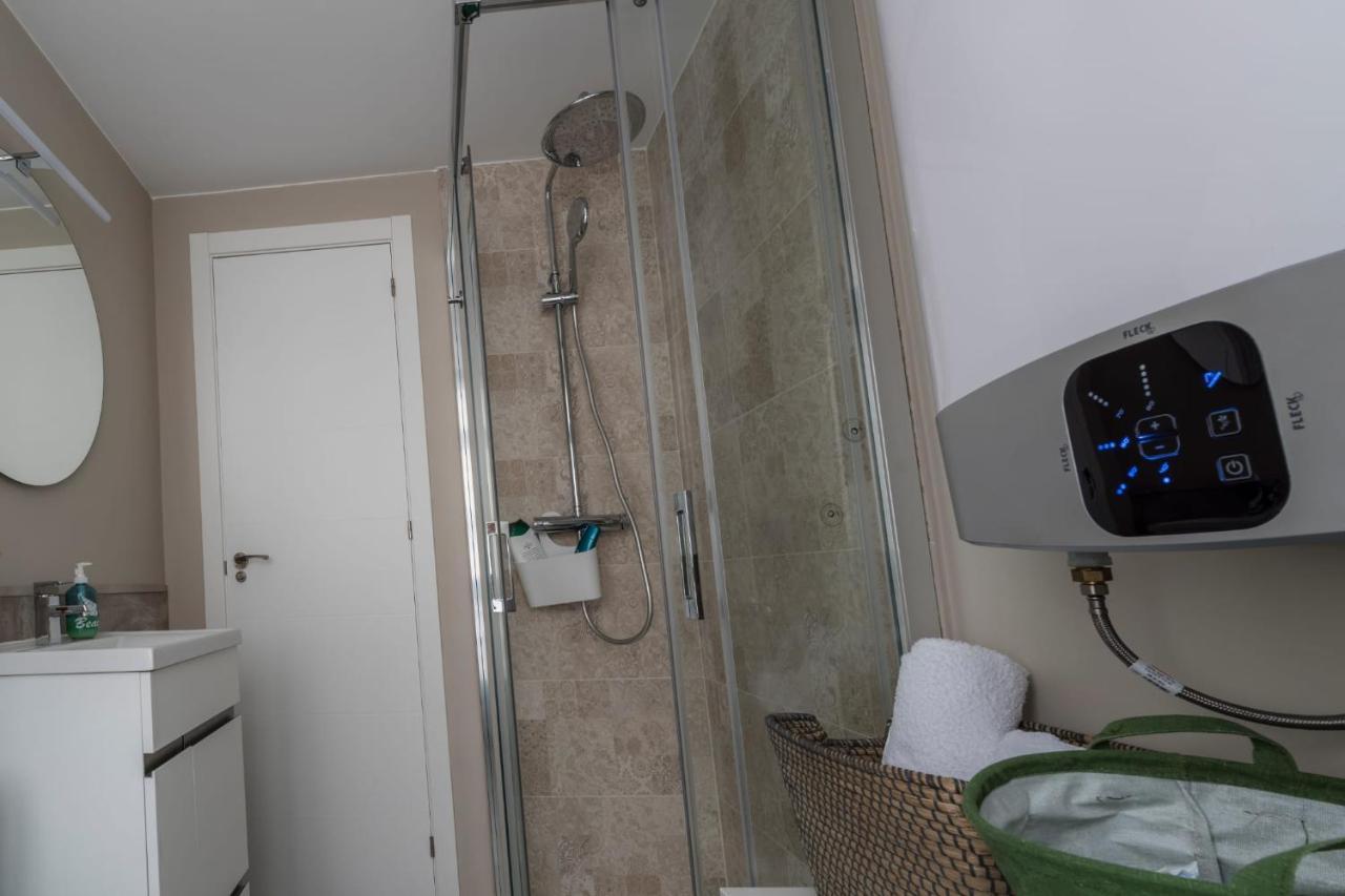 Costa Dos Faros Apartment มัลปิกา ภายนอก รูปภาพ